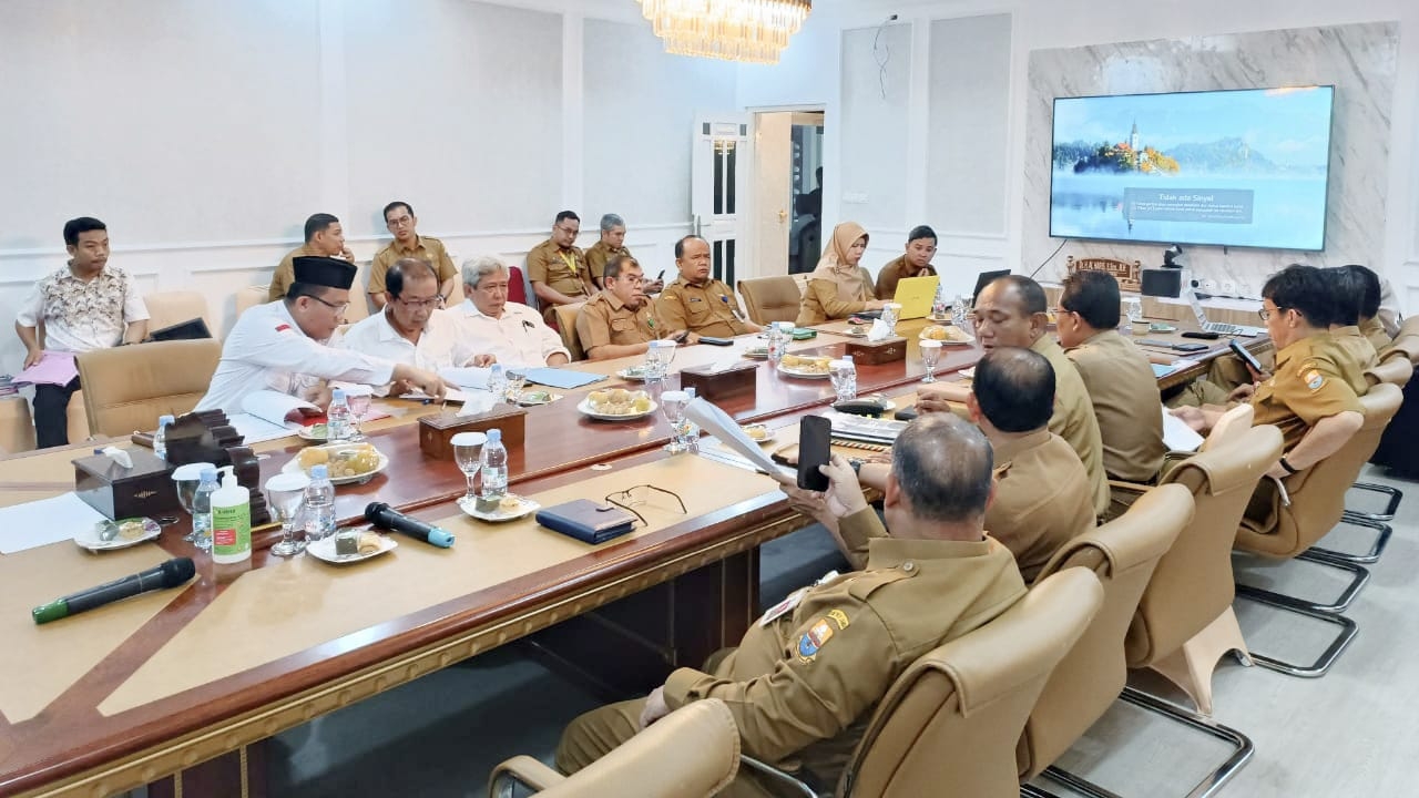 PT EBN rapat pembahasan adengan dengan TKKSD di Rumdis Gubernur Jambi, Selasa (10/1)