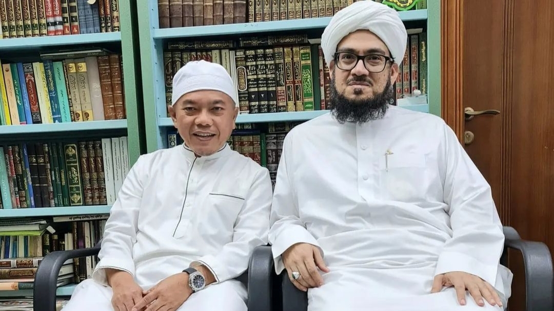 Al Haris sowan ke Sayyid Ahmad bin Muhammad Alawi Al Maliki di Rusayfah Makkah
