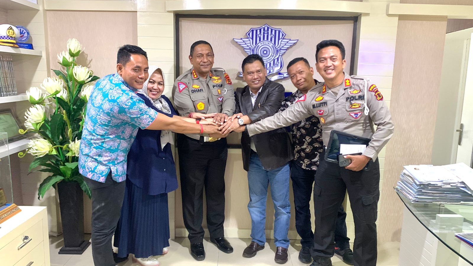 Dewan saat sambangi Ditlantas Polda Jambi, Kamis (2/2)