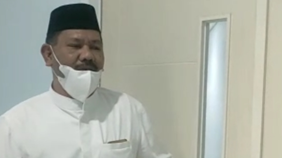 As'ad Isma saat temui ruang kerjanya terkunci, Jumat (3/2/2023)