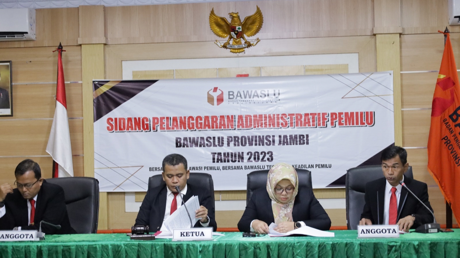 Sidang putusan dugaan pelanggaran administrasi Pemilu 2024 KPU Sarolangun, Kamis (16/2)