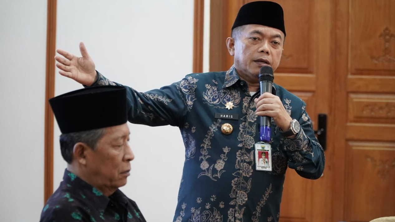 Al Haris dan Abdullah Sani saat audiensi dengan sopir angkutan batu bara, Kamis (16/2)