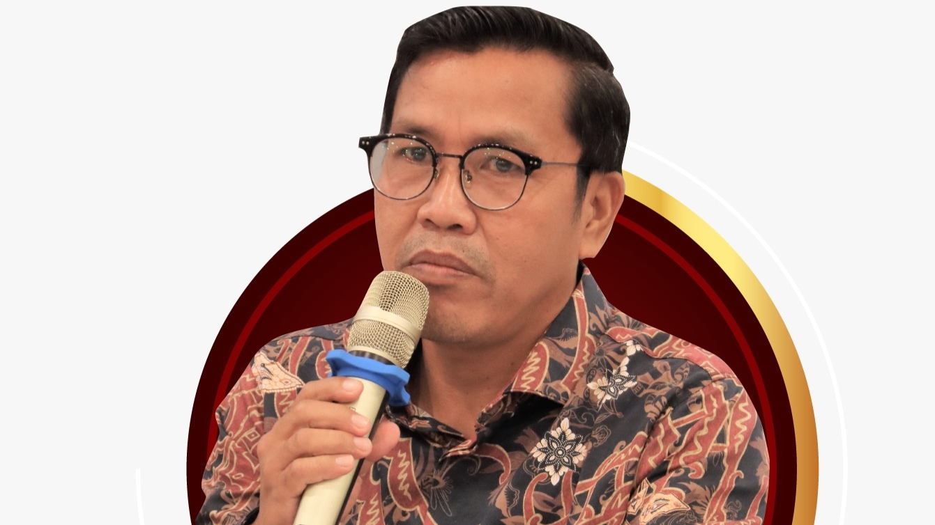 Komisioner KPU Provinsi Jambi, Apnizal 