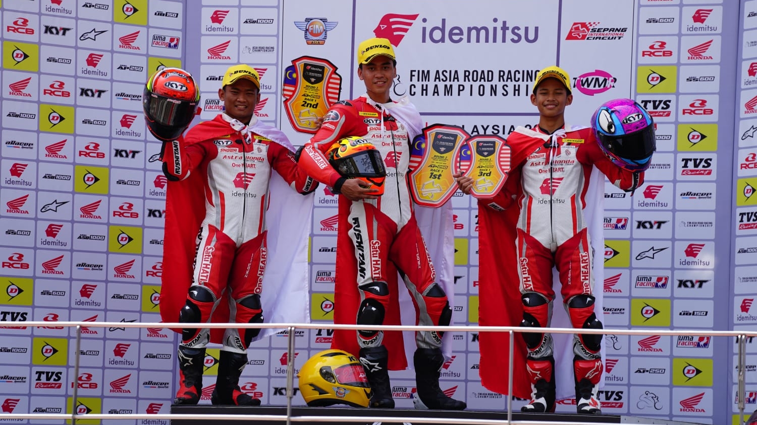 Pebalap Astra Honda Racing Team peraih podium di Sepang