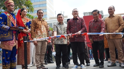Mendag Zulkifli Hasan membuka secara resmi Satu Hari Bersama Jambi, Sabtu (8/7)