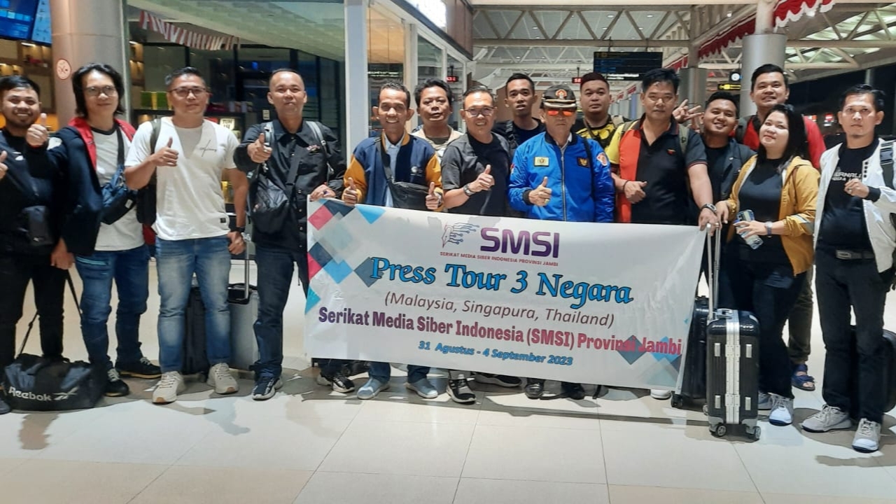 Keberangkatan anggota SMSI Jambi kunjungan ke Malaysia dan Singapura, Kamis (31/8)