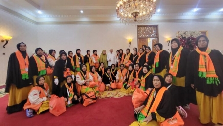 Al Haris lepas keberangkatan 115 jemaah umroh Lightwater periode September 2023, Rabu (27/9)