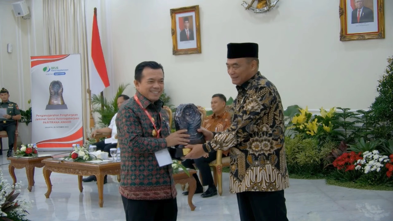 Al Haris terima penghargaan Paritrana Award 2023, Jumat (20/10)