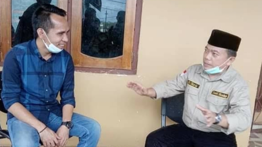 Al Haris (kanan) dan Hasan Mabruri 