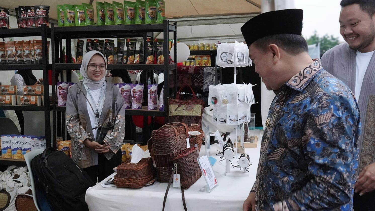 Al Haris harap perusahaan dan BUMN bantu kembangkan UMKM
