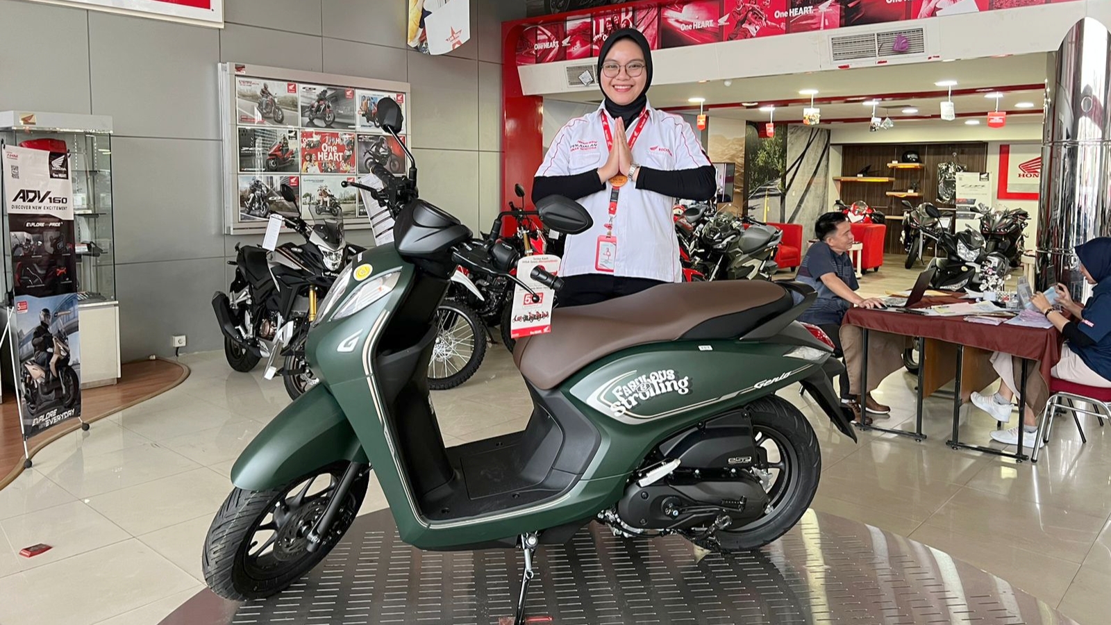 Makin gaya tampil makin beda bersama New Honda Genio