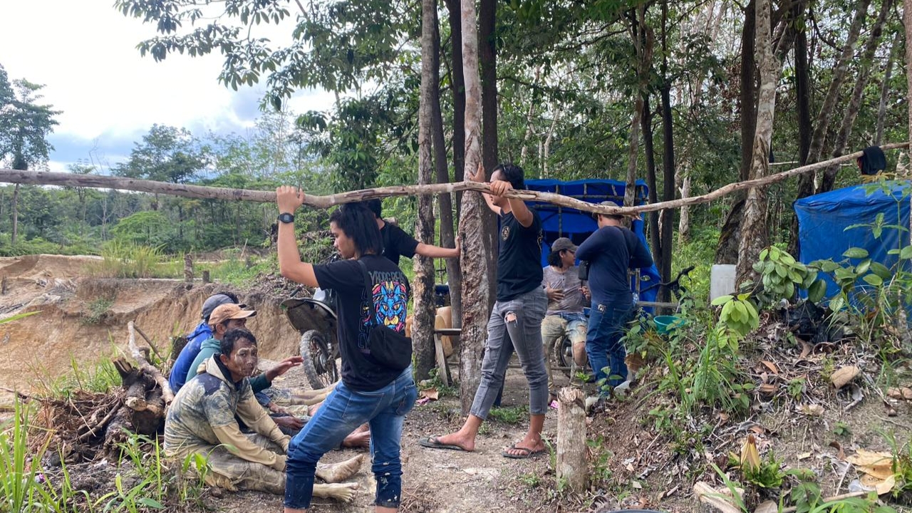 Empat pelaku PETI ditangkap Tim Sultan Unit Tipidter Satreskrim Polres Tebo