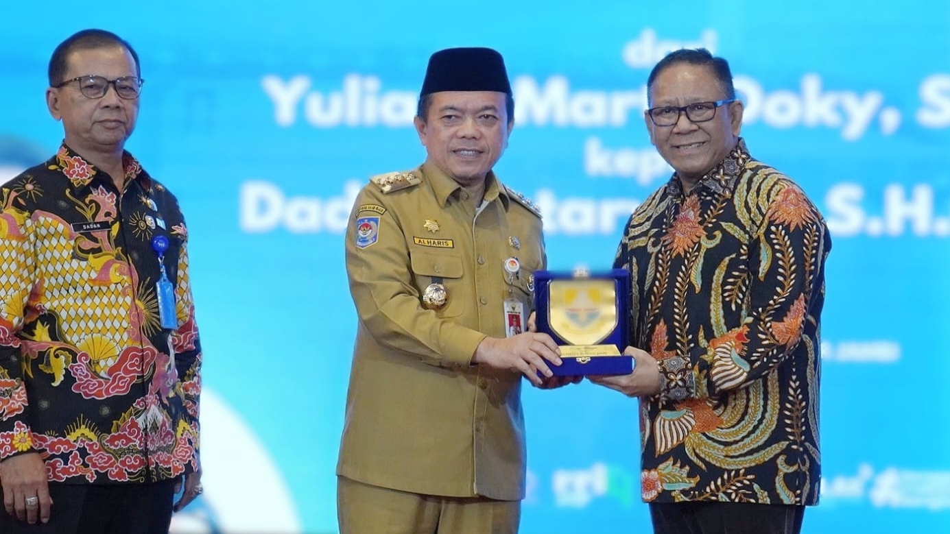 Al Haris hadiri serah terima jabatan Kepala RRI Jambi, Senin (13/5)