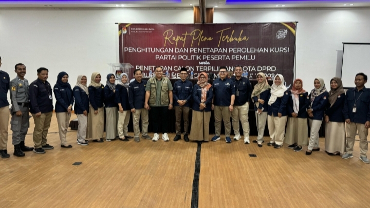 Pleno penetapan perolehan kursi Parpol hasil Pileg 2024 KPU Merangin, Selasa (28/5) malam