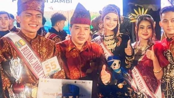 Moses Apildo Cinta Nami terpilih sebagai Bujang Pariwisata Jambi 2024