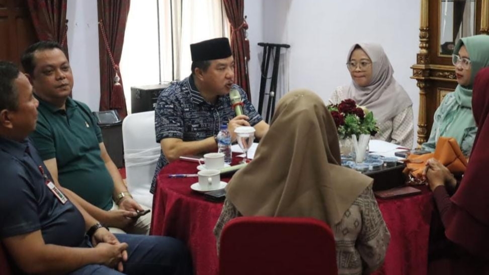 122 bidan Desa di Merangin minta diangkat jadi PPPK
