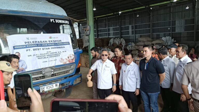 Mendag Zulhas lepas ekspor pinang Jambi ke India dan Bangladesh