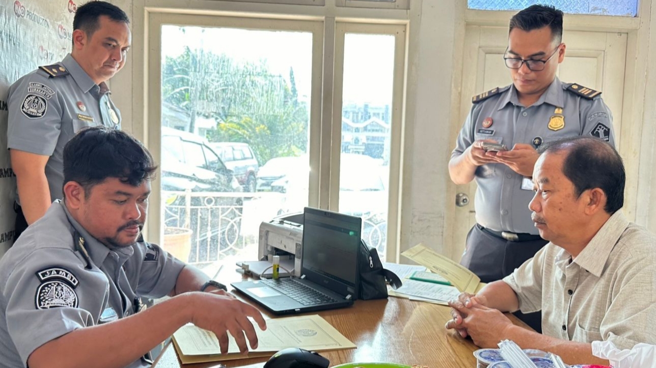 Program eazy pasport Imigrasi Jambi ke Kantor SMSI Provinsi Jambi, Selasa (23/7)