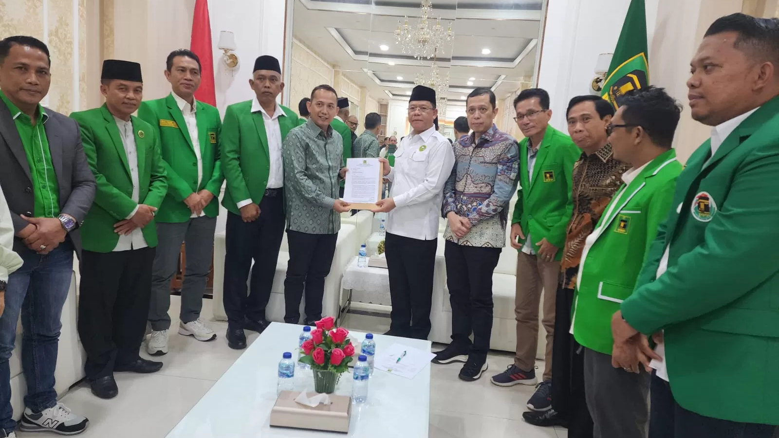 Asnawi-Sentot terima SK Rekomendasi PPP, Jumat (26/7)