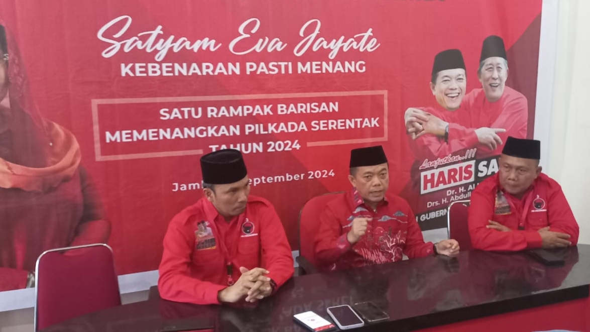 Al Haris saat hadiri Rakerdsus DPD PDi Perjuangan Provinsi Jambi, Kamis (19/9)