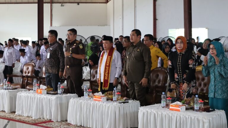 Al Haris bersama Mashuri hadir di tengah ratusan anggota BPD se-Kabupaten Bungo