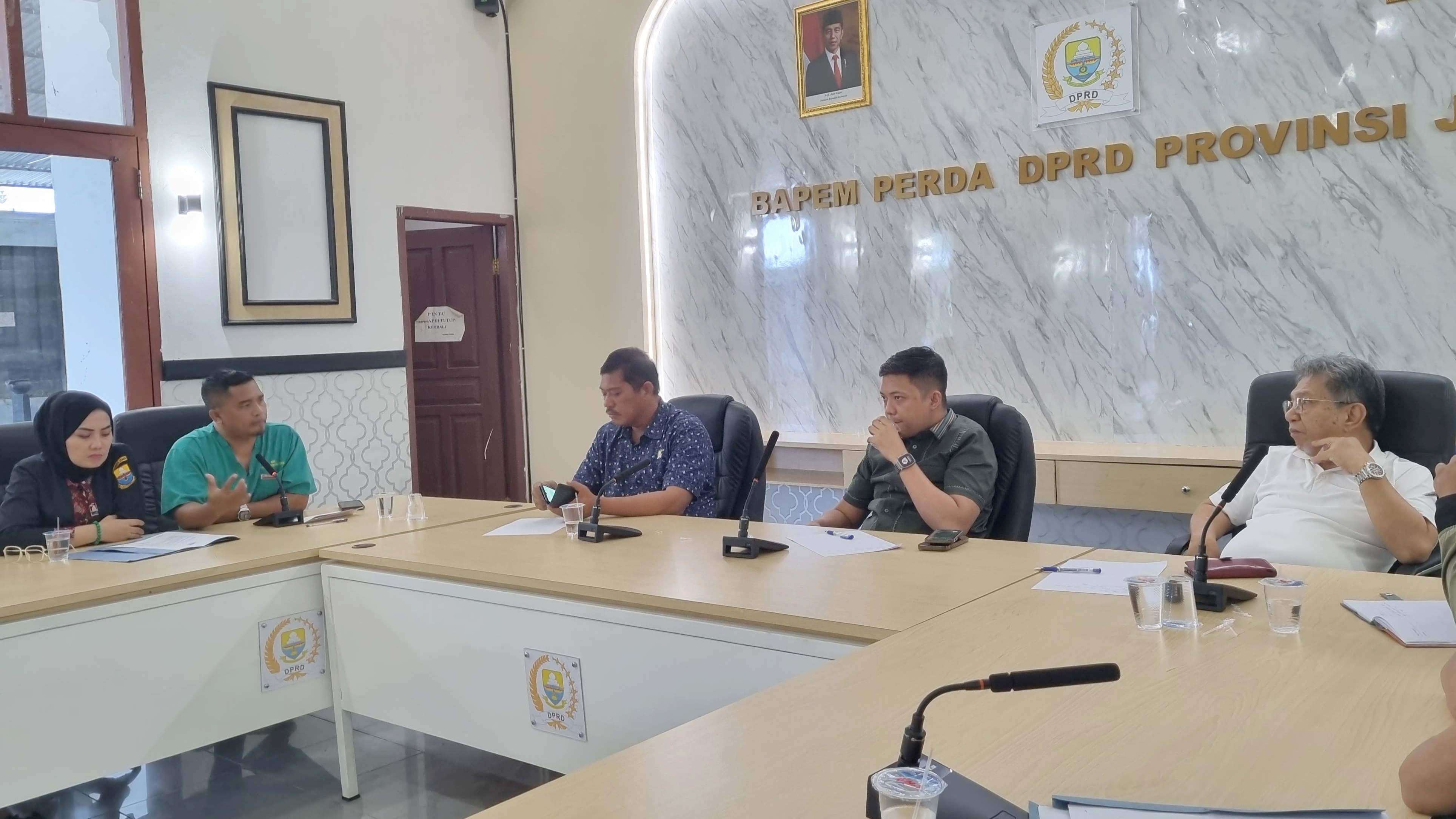 M. Hafiz terima audiensi Nakes RSUD Raden Mattaher, Senin (7/10)