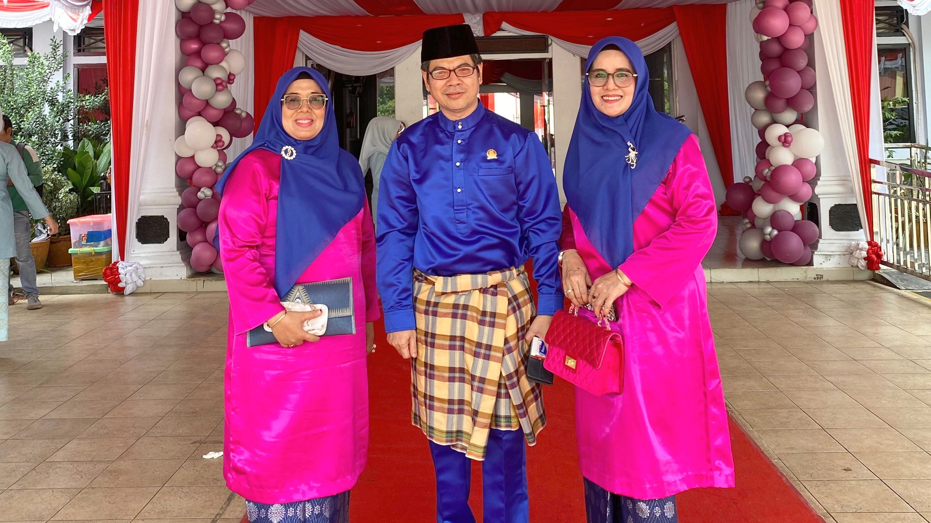 Ansori (tengah) saat hadiri HUT ke-25 Kabupaten Tebo, Sabtu (12/10)