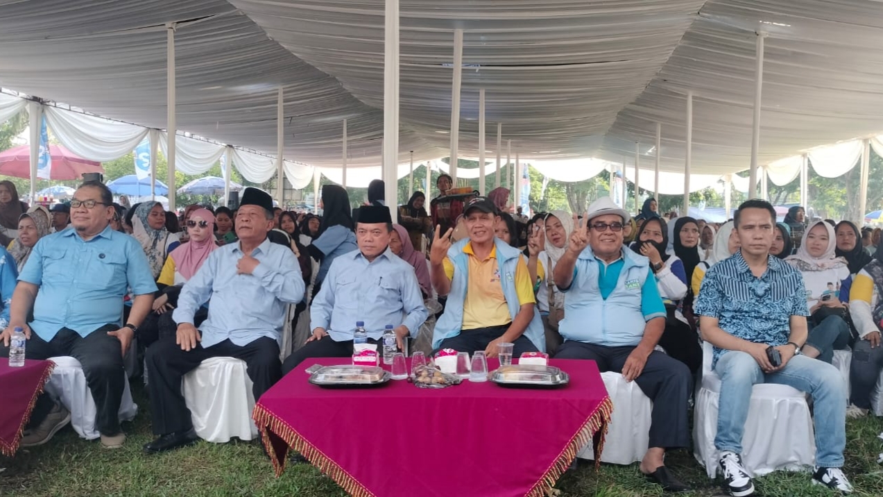 Al Haris-Sani silaturahmi dengan Tim Pemenangan di Kota Jambi, Sabtu (26/10)