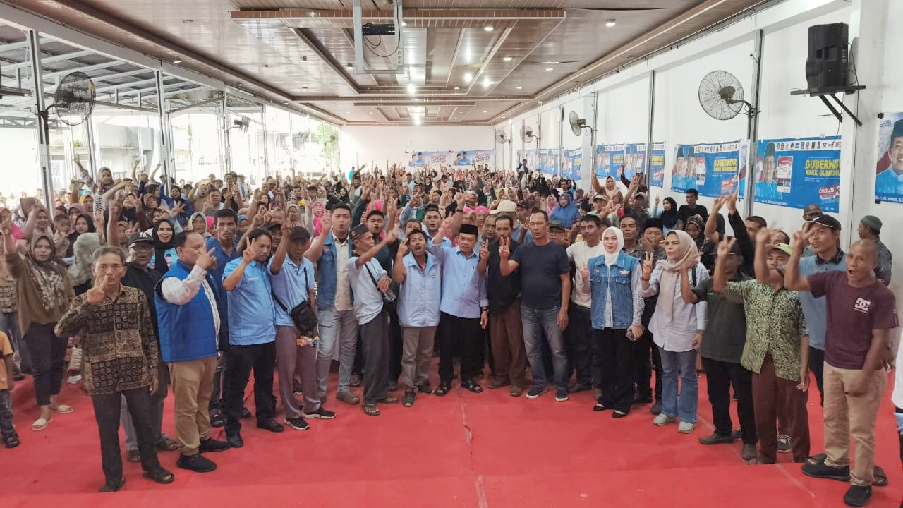 Al Haris silaturahmi dengan warga Maro Sebo Ulu,  Batanghari, Selasa (12/11)