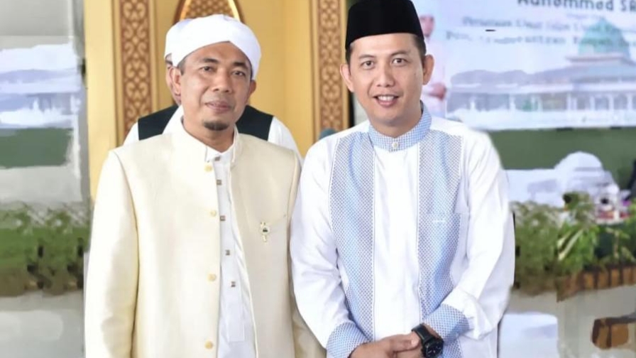 Asnawi dan Tuan Guru Sholahuddin Syargawi