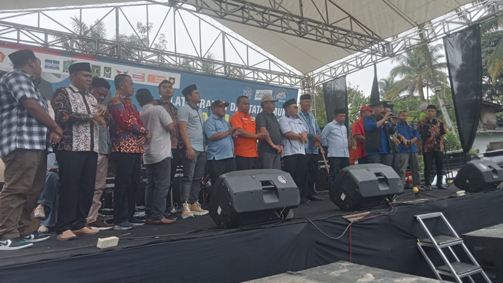 Al Haris saat silaturahmi dengan warga Dapil IV Merangin