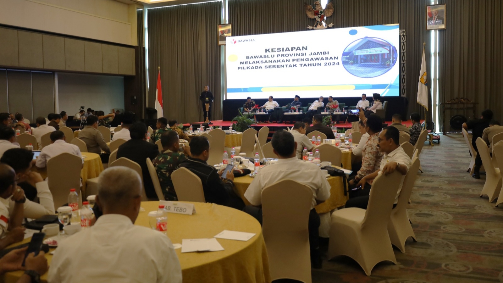Bawaslu Jambi saat Rakor dengan Forkopimda terkait Pilkada serentak 2024