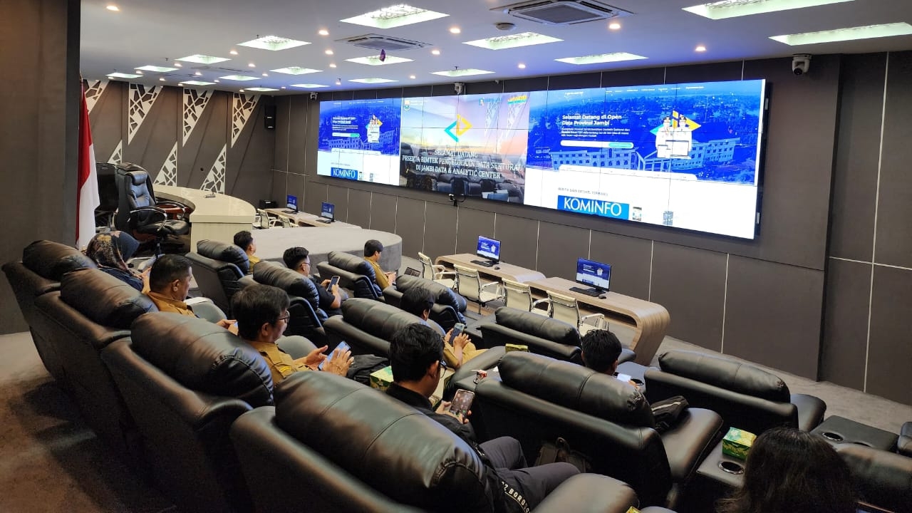 Comen Center Diskominfo 
