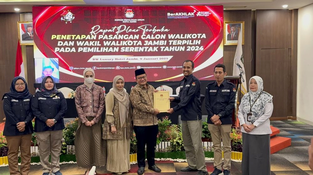KPU Kota Jambi tetapkan Maulana-Diza Walikota dan Wakil Walikota terpilih Pilwako 2024