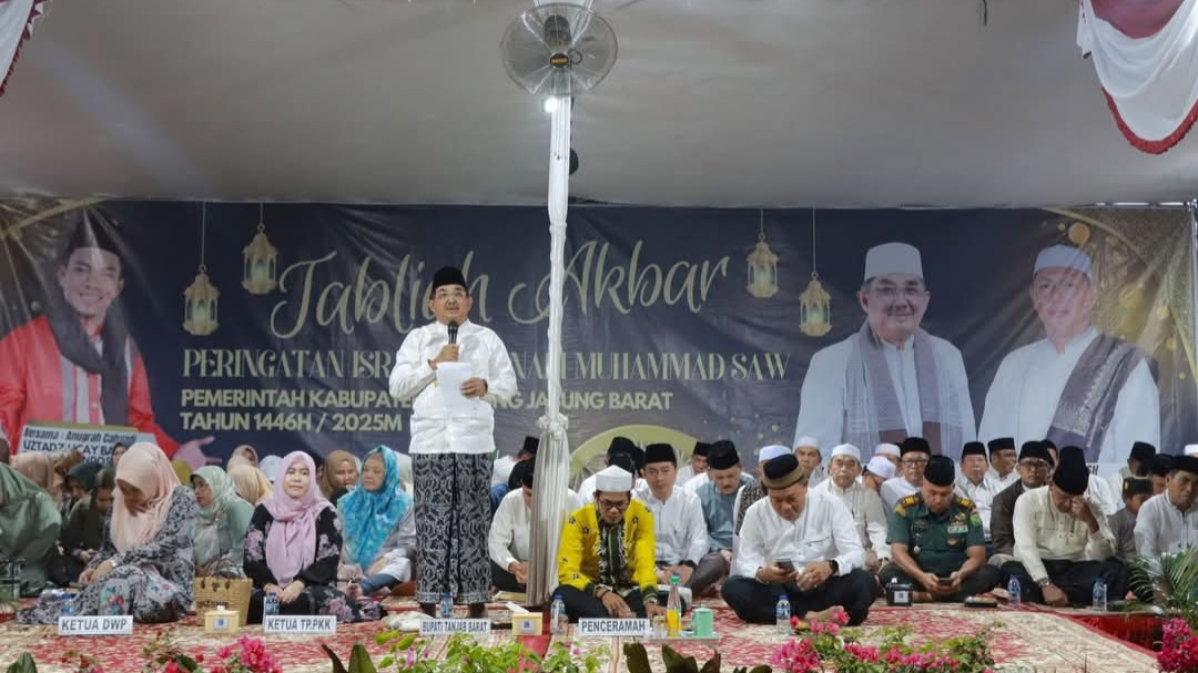 Pemkab Tanjab Barat hadirkan Ustad Ucay peringati Isra Mi'raj 1446 H