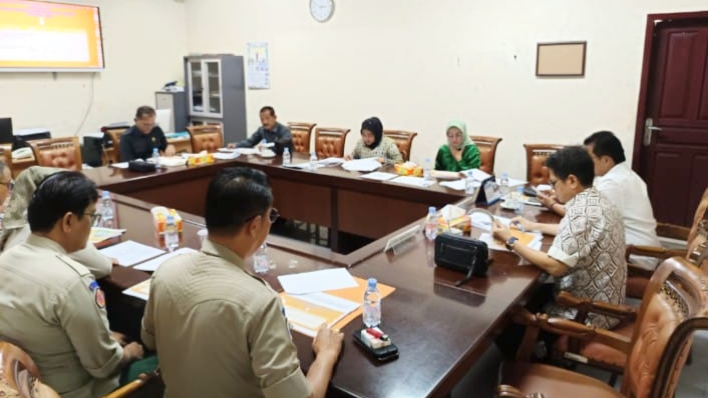Suasana RDP Pansus III DPRD Provinsi Jambi dengan mitra kerja
