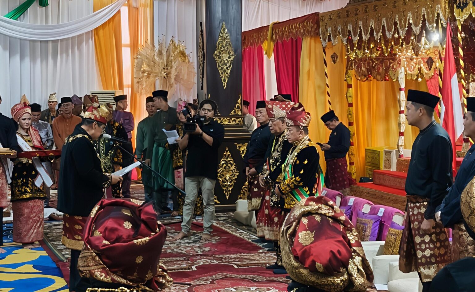 Al Haris dan Abdullah Sani kembali dikukuhkan jadi pembina dan pemangku adat LAM Jambi