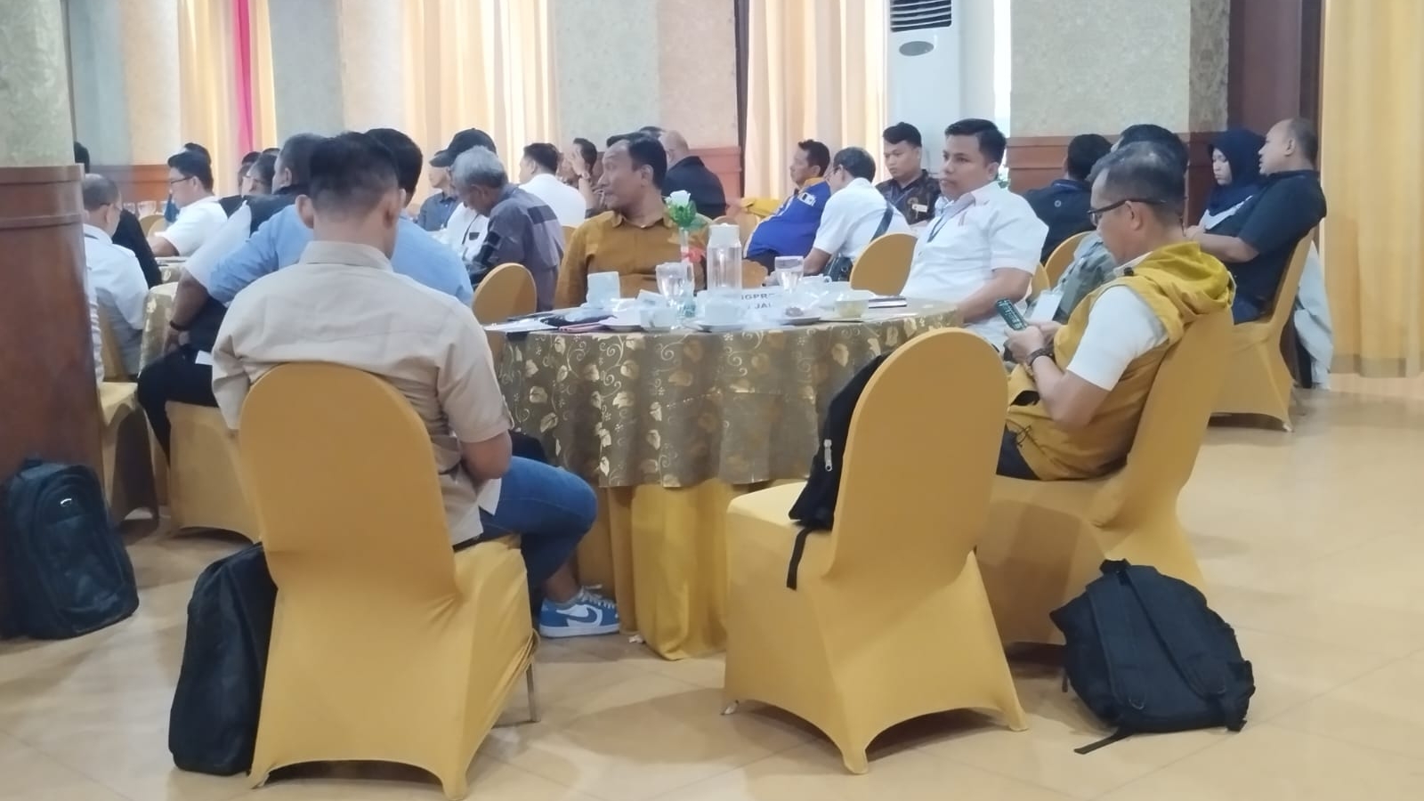 Suasana Musorprov KONI Provinsi Jambi di Grand Abadi Hotel Kota Jambi, Rabu (14/5)