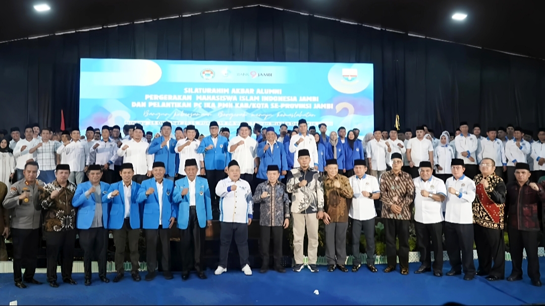 Al Haris hadiri silaturahmi akbar dan pelantikan IKA PMII