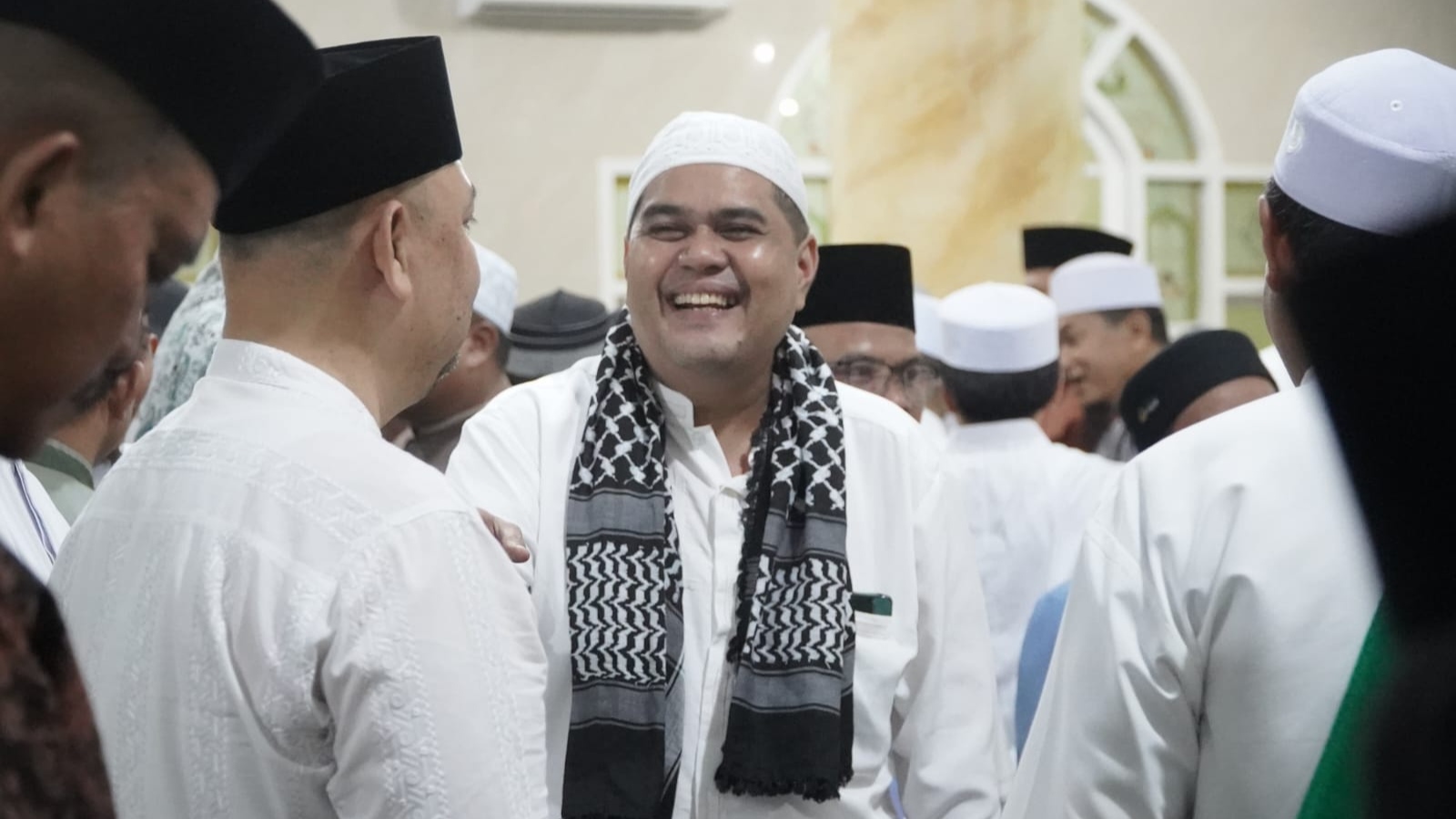 Direktur Operasional Bank Jambi, Zulfikar