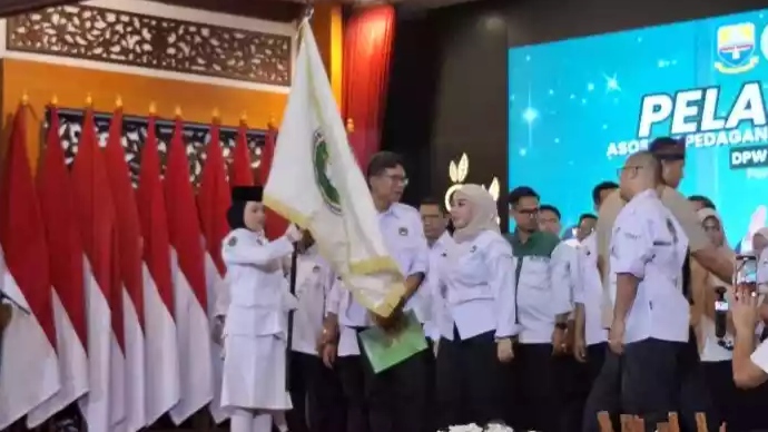 Sudaryono saat melantik pengurus DPW APPSI Provinsi Jambi periode 2026-2031 