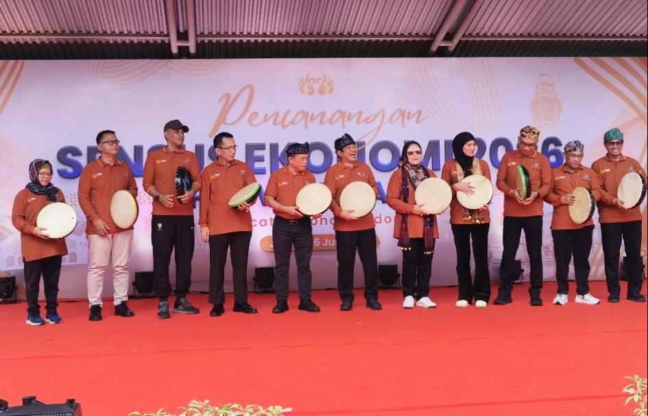 Al Haris saat menghadiri Pencanangan Sensus Ekonomi 2026 di Kantor BPS Provinsi Jambi