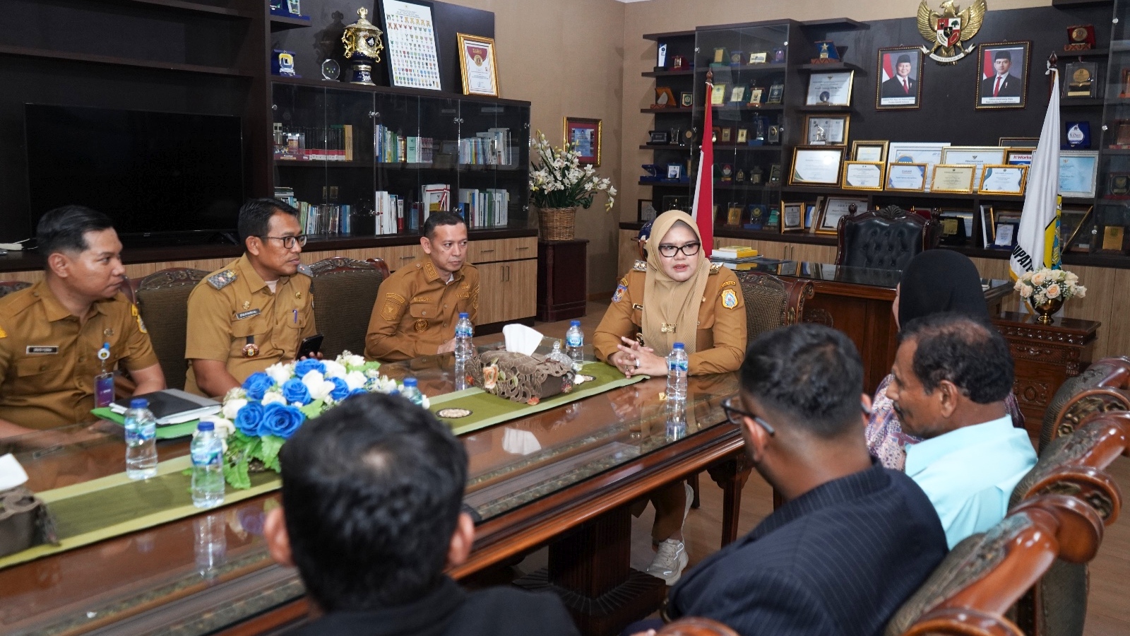 Pertemuan manajemen PT Intan Maca Internasional dengan Pemkab Tanjab Timur 