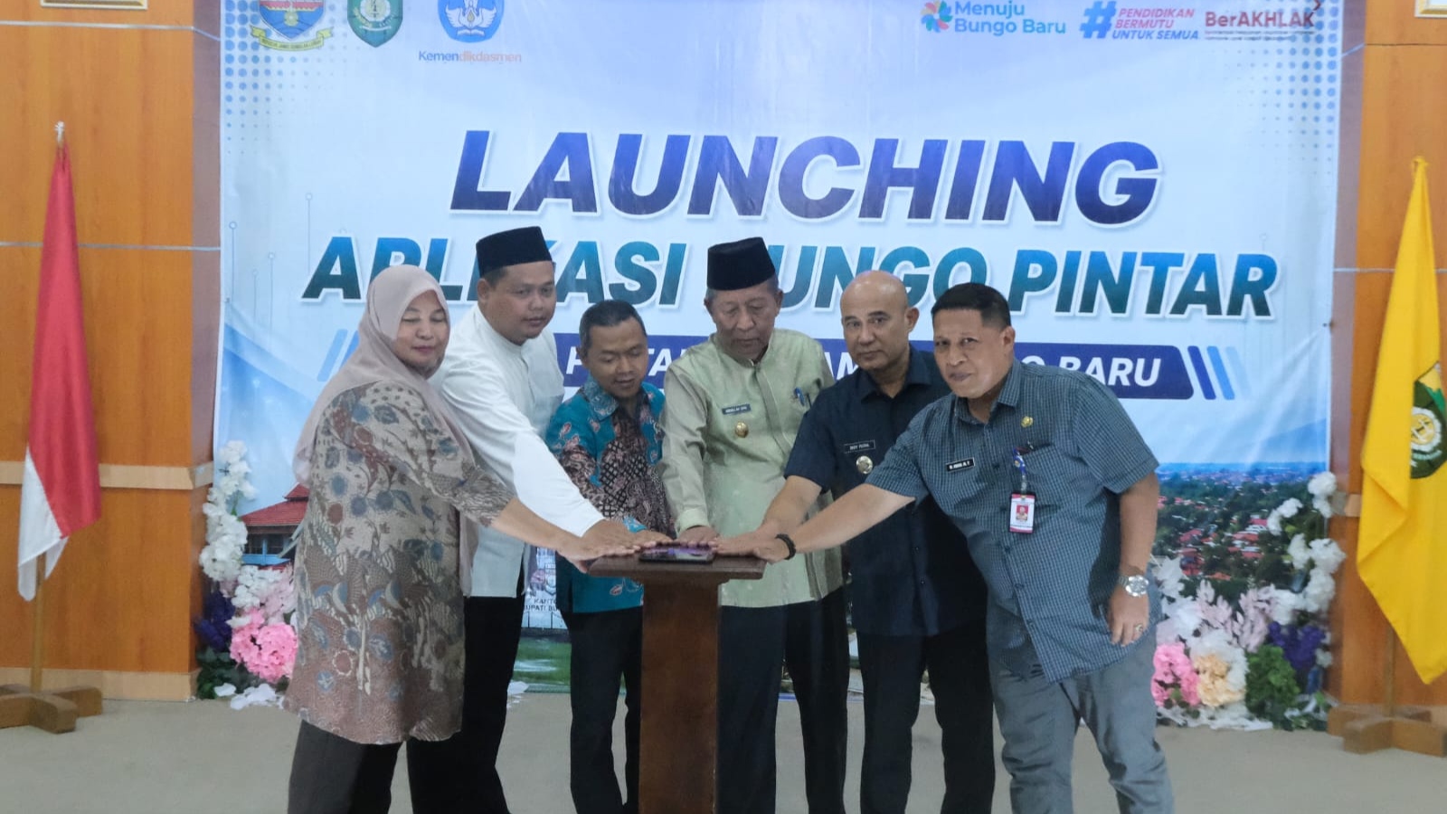 Abdullah Sani dan Wamen Dikdasmen resmikan Bungo Pintar