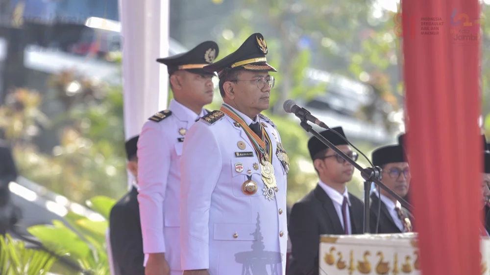 Maulana bertindak langsung sebagai Inspektur Upacara HUT RI ke-81 di Kota Jambi