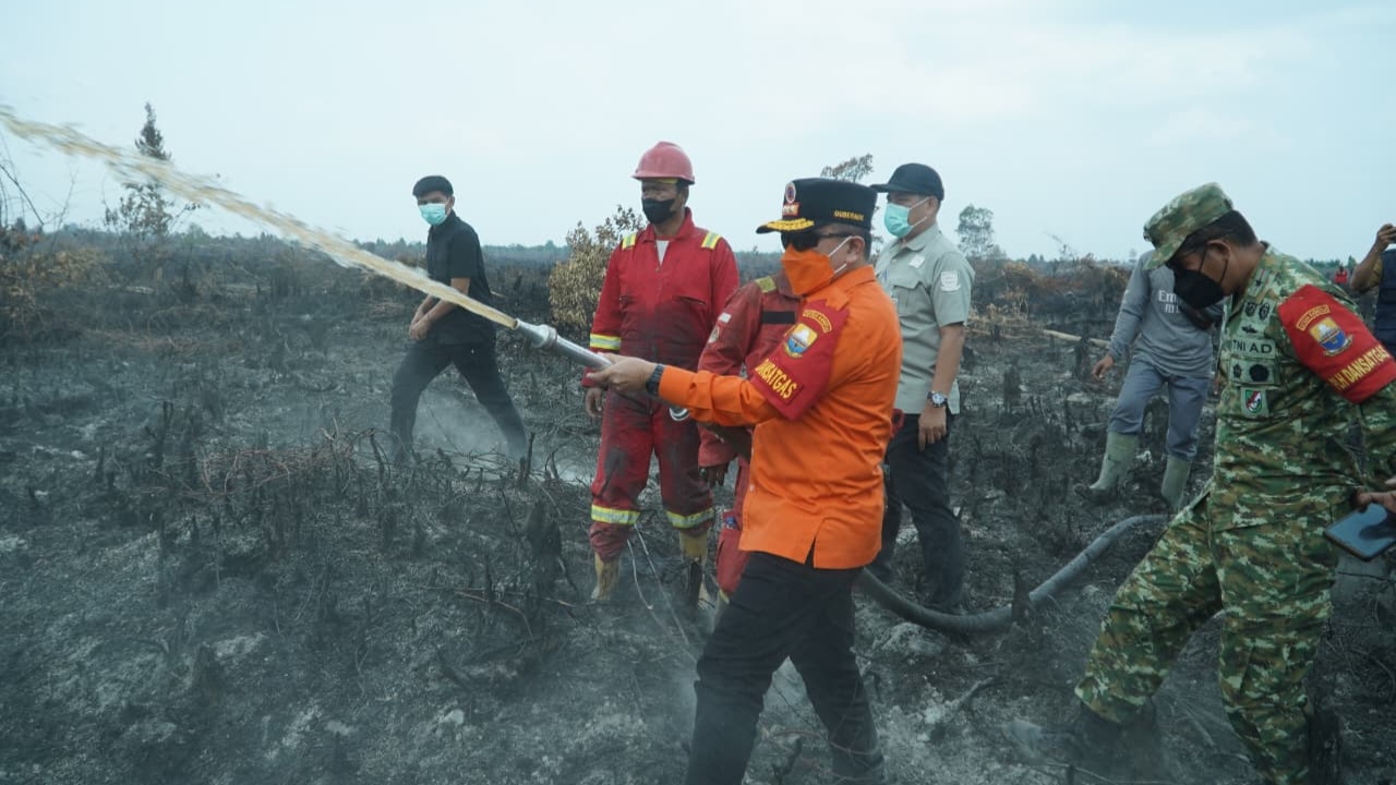 Aksi sigap Gubernur Al Haris padamkan 28 hektare lahan terbakar di Kumpeh