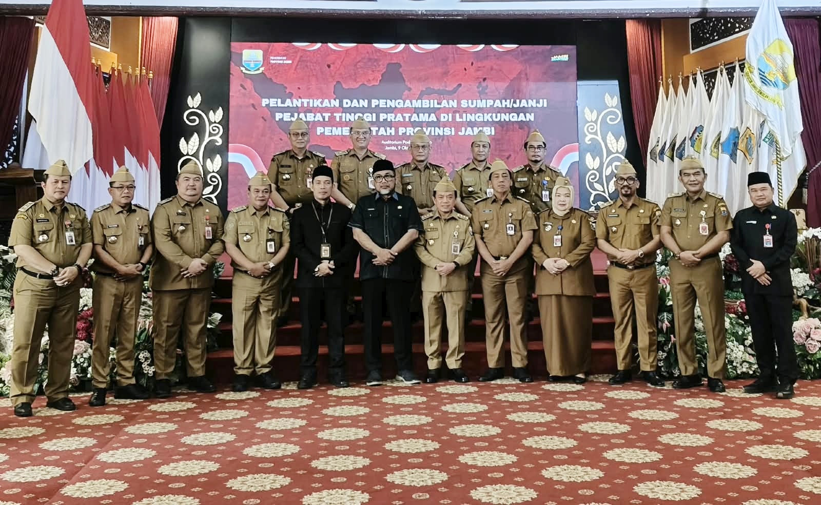 Al Haris lantik 13 pejabat eselon II Pemprov Jambi