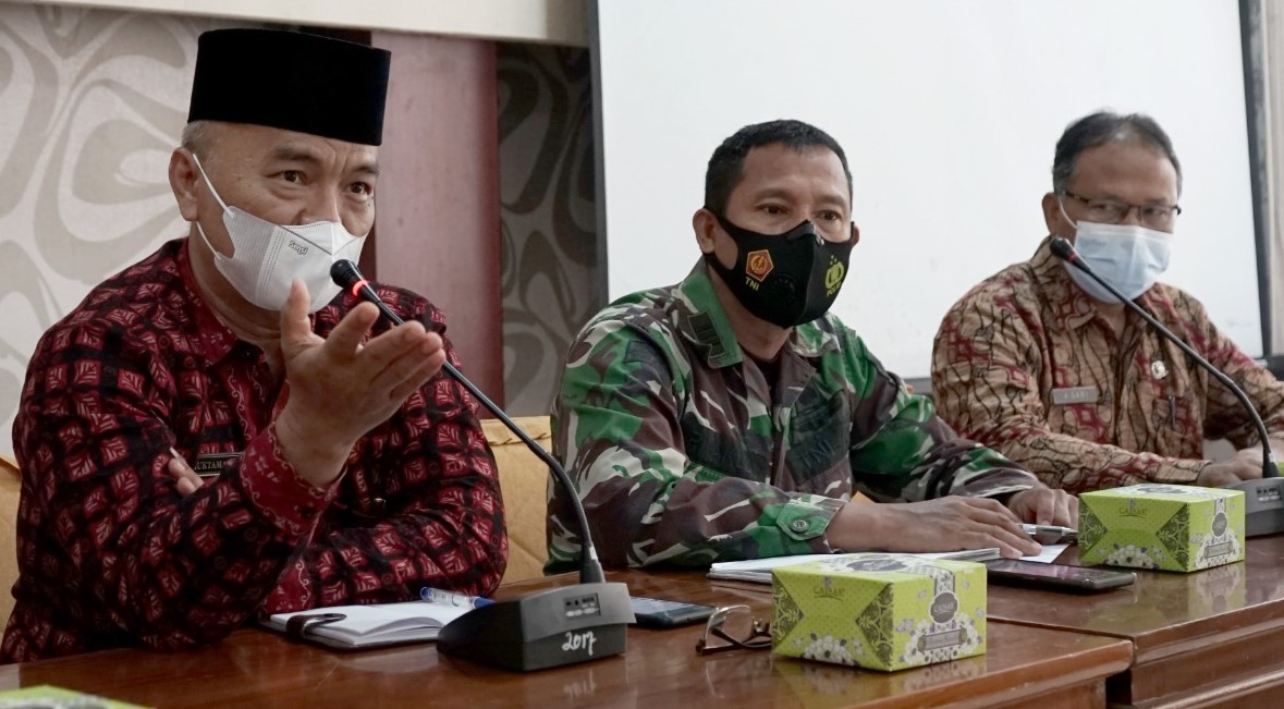 Rapat persiapan HUT RI ke 76 di Pemkab Merangin 