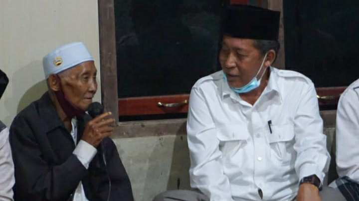 Yai Sani saat silaturahmi dengan warga Kelurahan Woroto Agung, Kecamatan Rimbo Bujang, Tebo