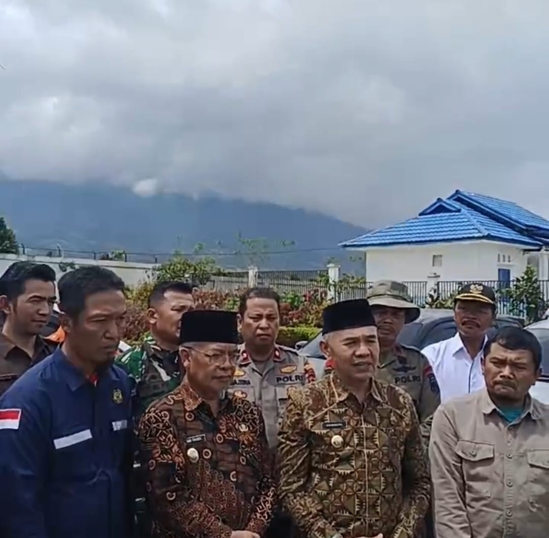 Bupati Adirozal desak pusat berikan izin terkait jalur evakuasi